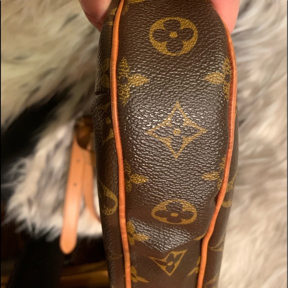 SOLD - Picture 4 of 8